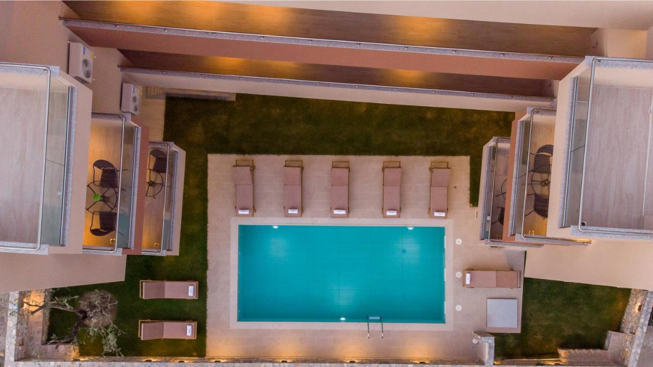 Makris Luxury Leptokaryá